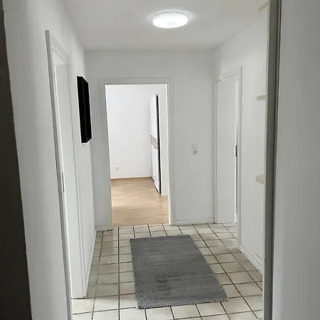Apartman 5-bed Apartment, A46 & Station & Wi-fi *